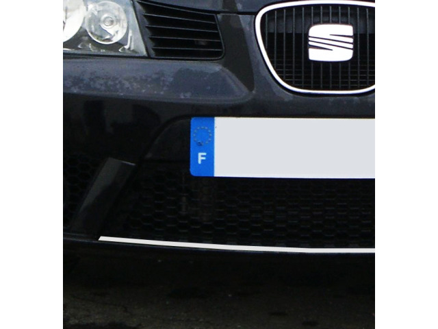 Baguette chromée de contour de calandre pour Seat Ibiza 0108