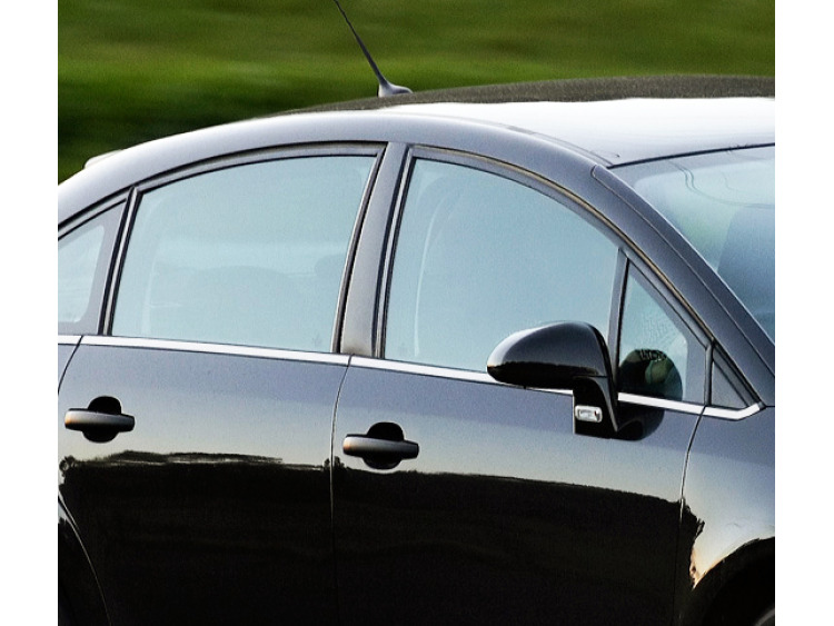Baguette chrom&eacute;e de contour inf&eacute;rieur des vitres Citro&euml;n C4 Berline