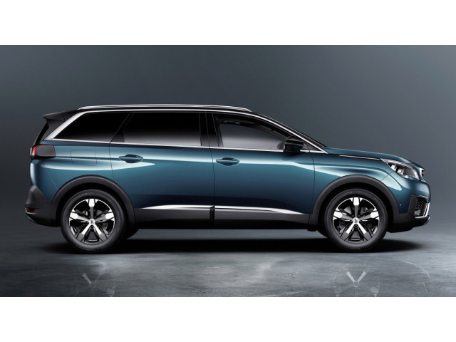 Baguette chromée de contour inférieur des vitres Peugeot 5008 II 1724