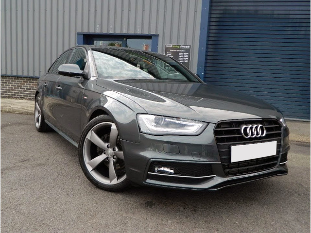 Baguette chromée pour antibrouillards pour Audi A4 série 4 1526