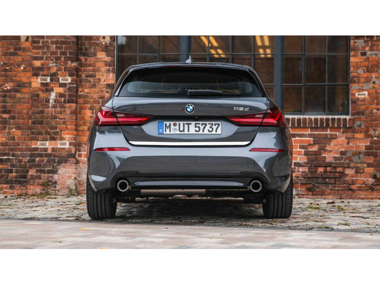 Baguette de coffre chrom&eacute;e compatible avec BMW S&eacute;rie 1 F40 19-26