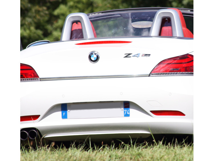 Baguette de coffre chrom&eacute;e compatible avec BMW Z4