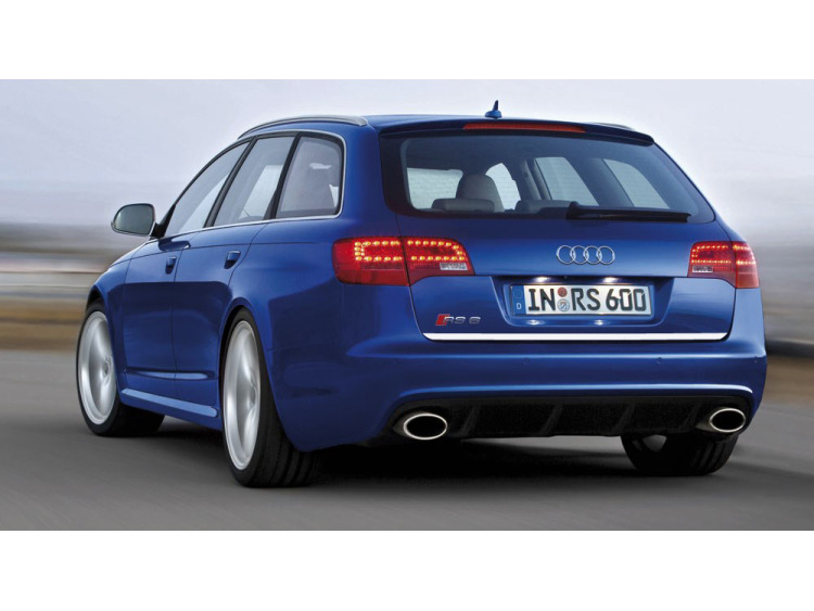 Baguette de coffre chrom&eacute;e pour Audi RS6 08-26