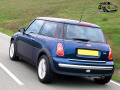 Baguette de coffre chrom&eacute;e pour Mini 1 (01-06) Mini 2 Mini 3 Mini Clubman Mini Clubvan Mini Countryman Mini Coup&eacute; Mini Paceman Mini Roadster