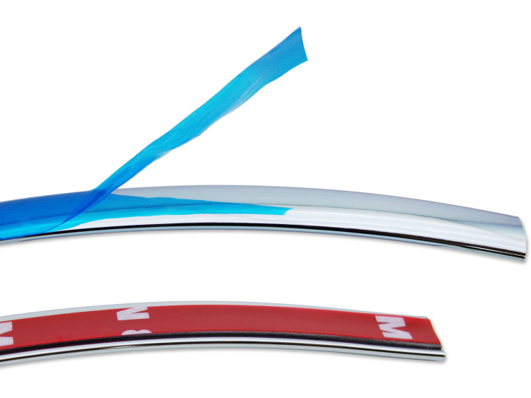 Baguette de calandre inf&eacute;rieure chrom&eacute;e pour Opel Astra GTC