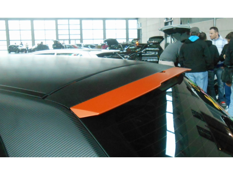 Becquet / aileron compatible avec Fiat Stilo 3p appr&ecirc;t&eacute; + colle de fixation