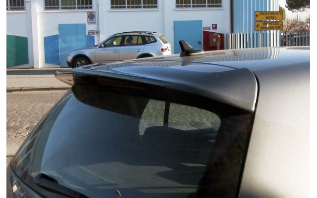 Becquet  aileron compatible avec VW Golf 6