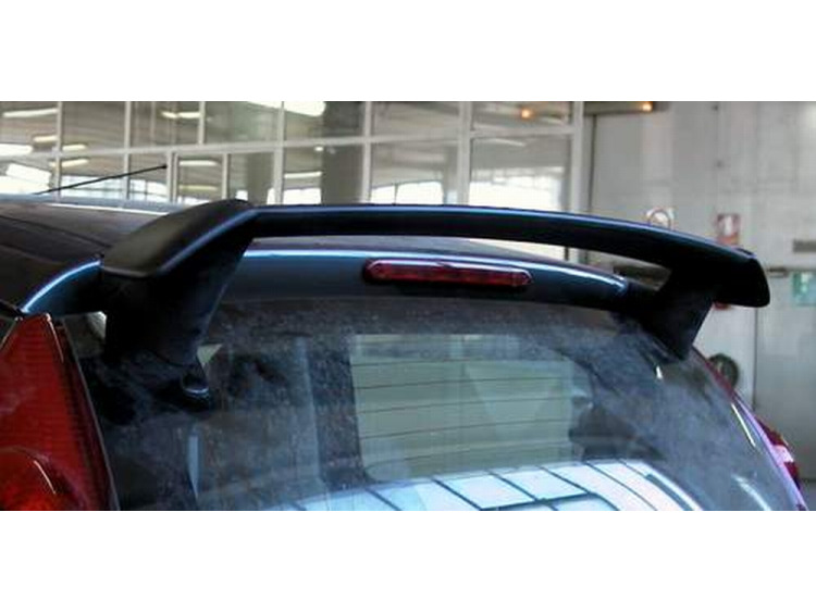 Becquet / aileron pour Citro&euml;n C1 & Peugeot 107 appr&ecirc;t&eacute;