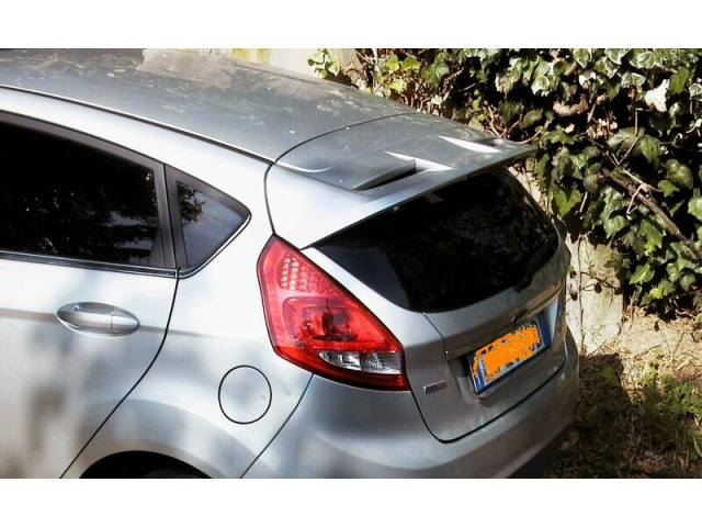 Becquet  aileron pour Ford Fiesta VII 1726